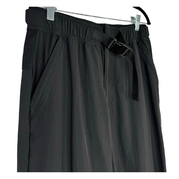 ALO Sweatpants Womens Black Jogger Pants Side Release Buckle Belt Ankle size M - Picture 2 of 6